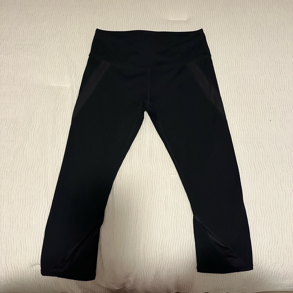 Fabletics cropped Black Leggings